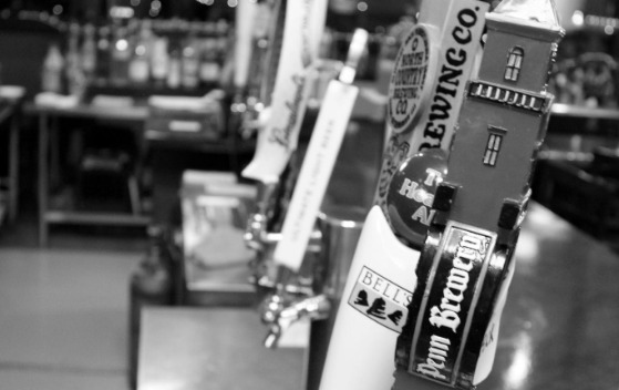 Black and White Bar Image